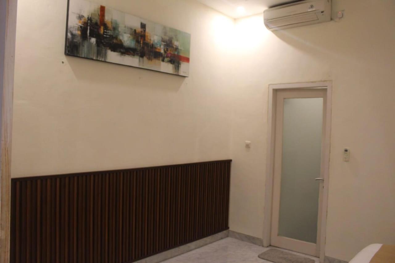 Hamra Villa *